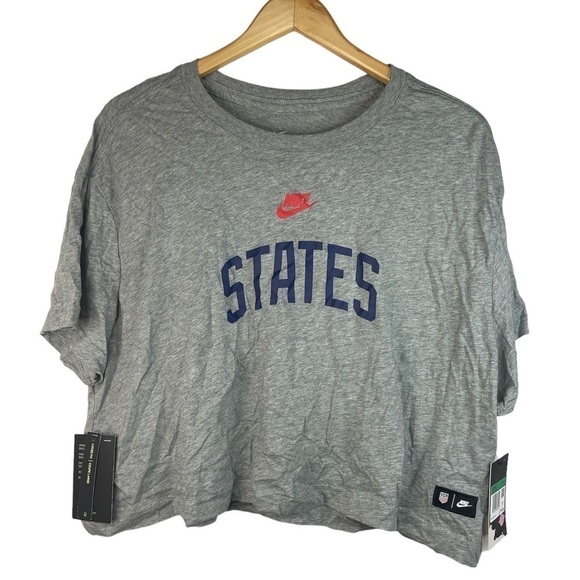 Nike Tops - COPY - NWT Nike shirt